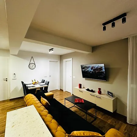 Quattro Apartamento *