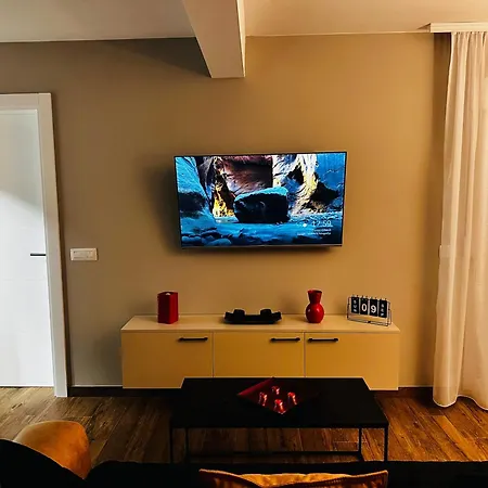 Quattro Apartamento *