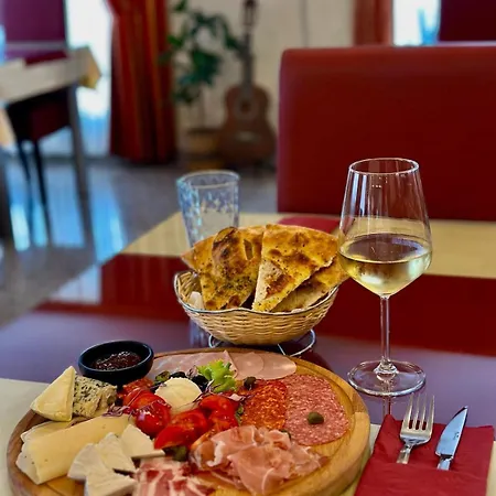 Quattro * Međugorje